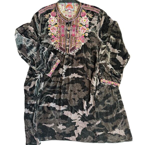 Johnny Was Multicolored Embroidered Camo, Silk/Velvet, Long Sleeve Dress- XL - Picture 1 of 9